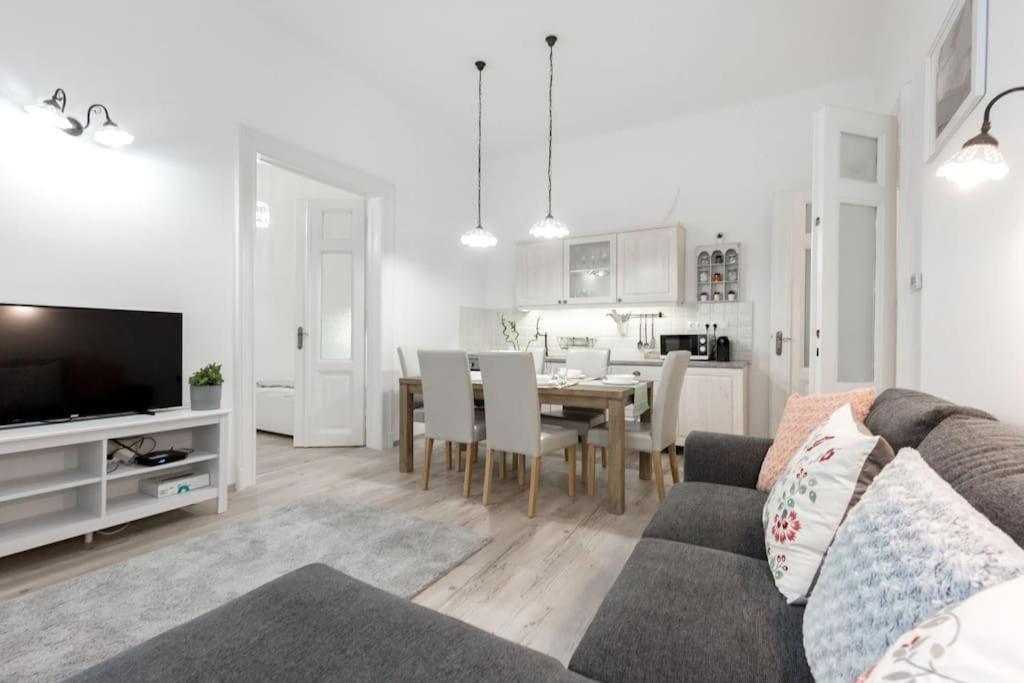 Perfect Day 3 -3 Bedr, 2 Bathrooms Budapest Esterno foto